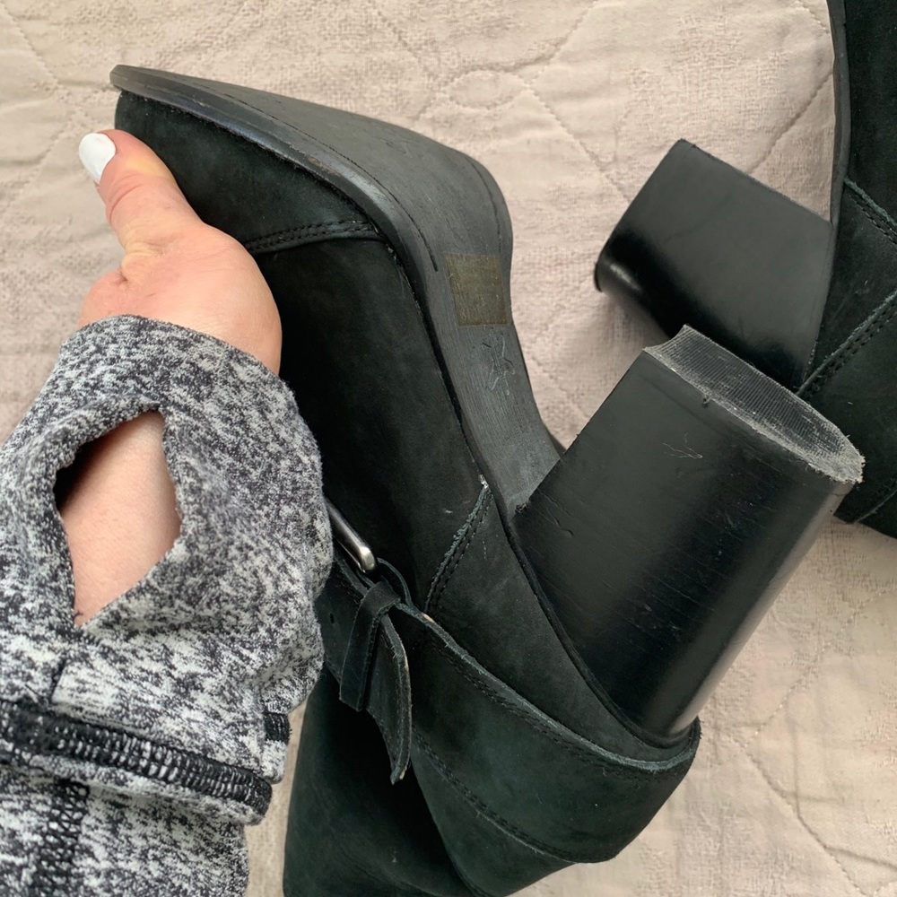 Black ankle boots - Picture 4 of 6